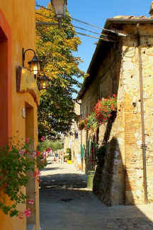 monteriggioni tuscany